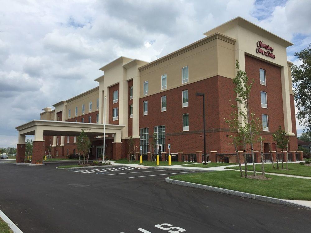 Hampton Inn & Suites Syracuse/Carrier Circle East Syracuse Exterior photo